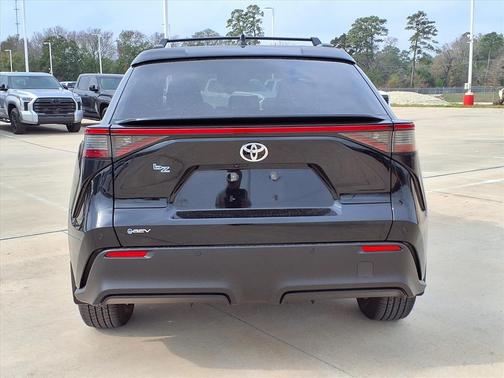 2026 Toyota bZ XLE Plus