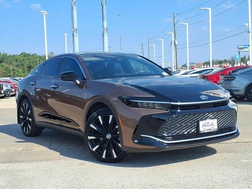 2024 Toyota Crown Platinum