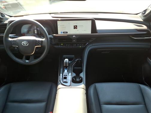 2024 Toyota Crown Platinum