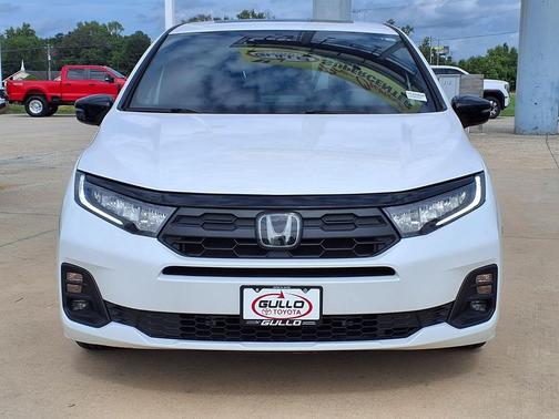 Platinum White Pearl 2025 Honda Odyssey Sport-L