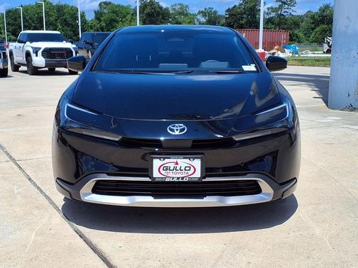 Midnight Black Metallic 2025 Toyota Prius Plug-In Hybrid SE