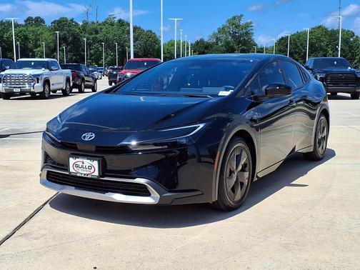 Midnight Black Metallic 2025 Toyota Prius Plug-In Hybrid SE
