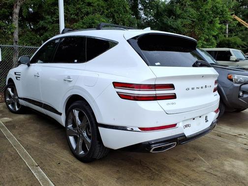 Alta White 2021 Genesis GV80 3.5T