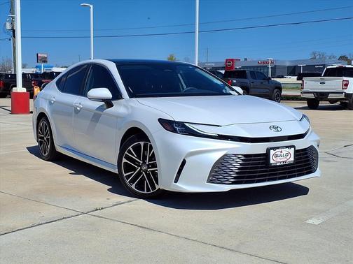 2025 Toyota Camry XLE
