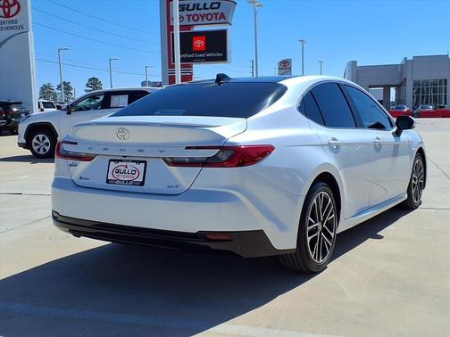 2025 Toyota Camry XLE