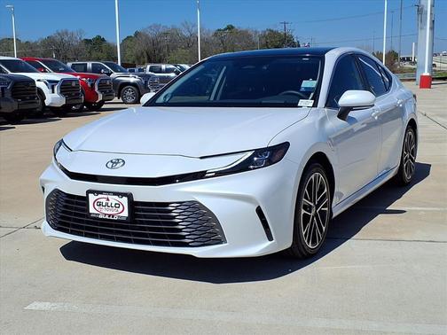 2025 Toyota Camry XLE
