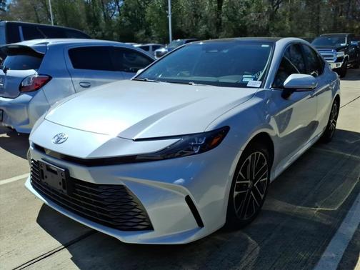 2025 Toyota Camry XLE