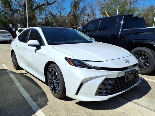 2025 Toyota Camry XLE