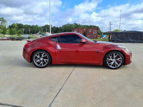 Magma Red Metallic 2013 Nissan 370Z Touring