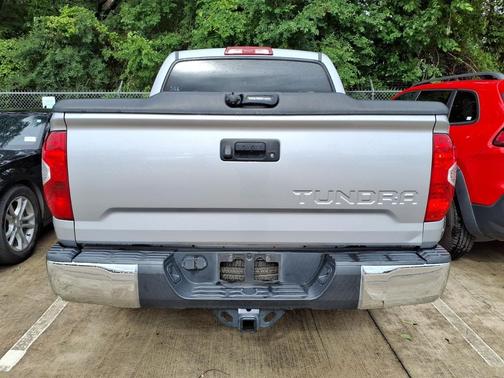 Silver Sky Metallic 2017 Toyota Tundra SR5