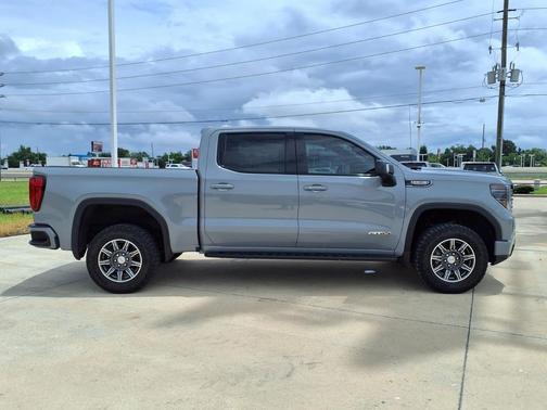 Thunderstorm Gray 2024 GMC Sierra 1500 AT4