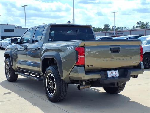 2025 Toyota Tacoma TRD Off Road