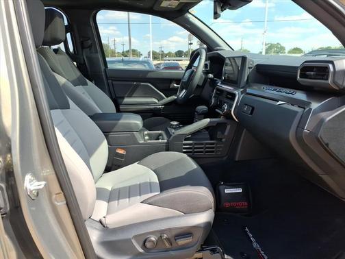 2025 Toyota Tacoma TRD Off Road