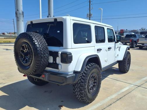 Bright White Clearcoat 2021 Jeep Wrangler Unlimited Rubicon