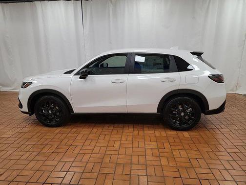 2025 Honda HR-V 2WD Sport