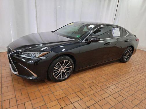 2022 Lexus ES 350 Base
