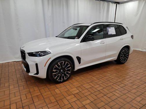 2024 BMW X5 M60i