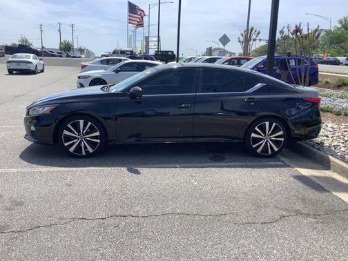 2019 Nissan Altima 2.5 SR