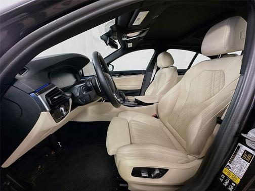 2022 BMW 530 i xDrive