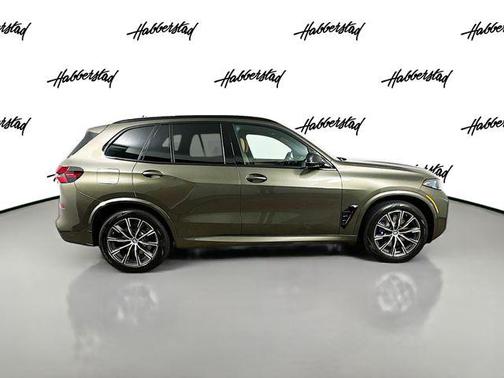 2025 BMW X5 M60i