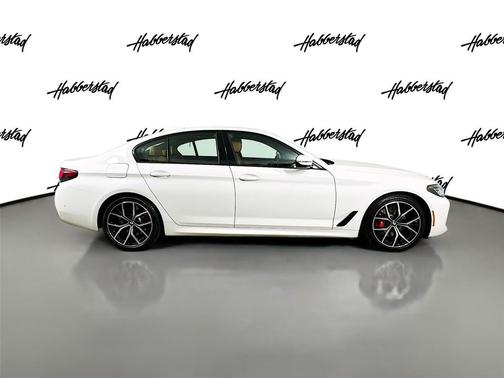 2022 BMW 530 i xDrive