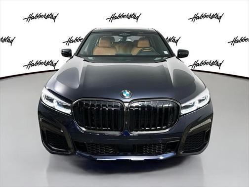 2022 BMW 740 i xDrive