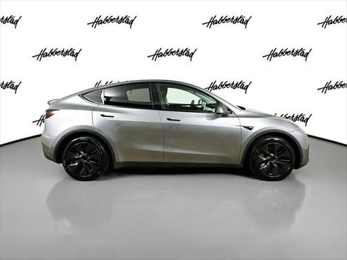 2024 Tesla Model Y Long Range Dual Motor All-Wheel Drive