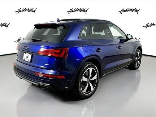 2022 Audi Q5 45 S line Premium Plus