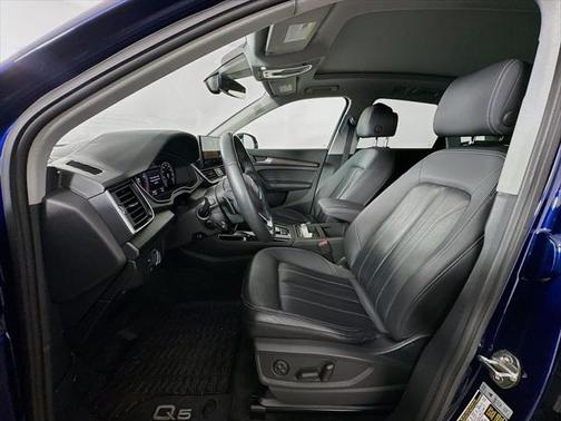 2022 Audi Q5 45 S line Premium Plus