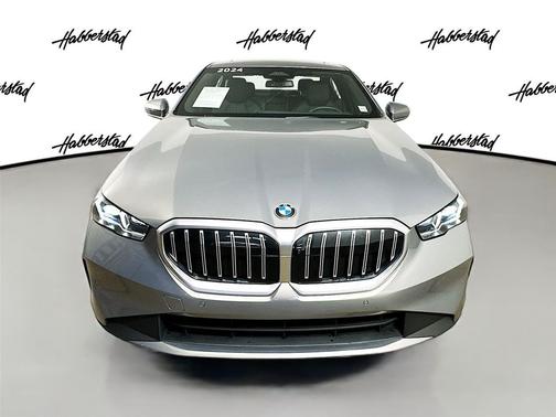 2024 BMW 530 i xDrive
