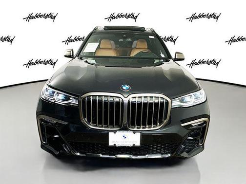 2022 BMW X7 M50i
