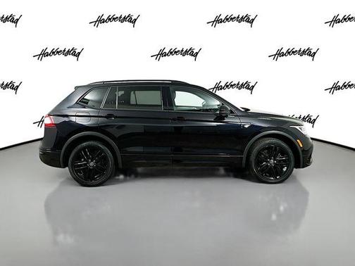 2022 Volkswagen Tiguan 2.0T SE R-Line Black 4MOTION