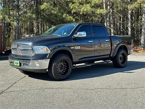 2017 RAM 1500 LARAMIE