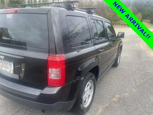 2017 Jeep Patriot SPORT