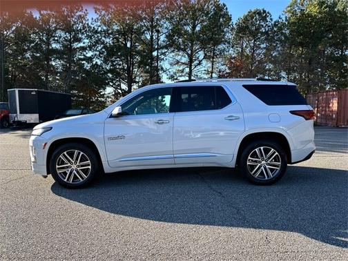 2023 Chevrolet Traverse HIGH COUNTRY