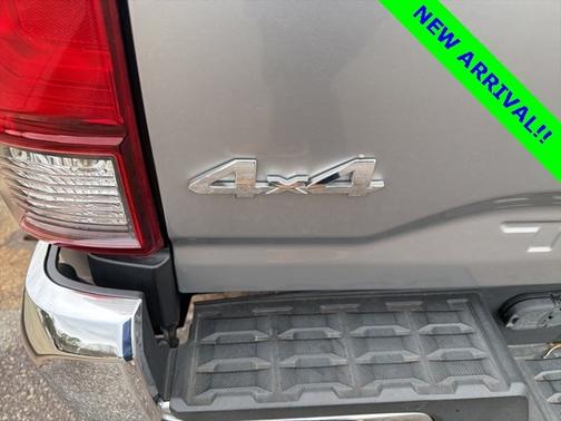 2019 Toyota Tacoma SR5