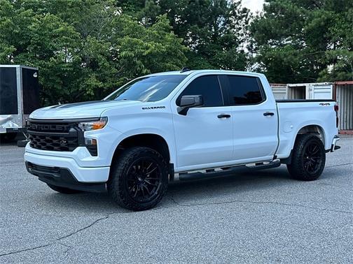 2024 Chevrolet Silverado 1500 CUSTOM