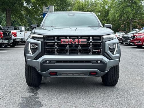 2024 GMC Canyon AT4