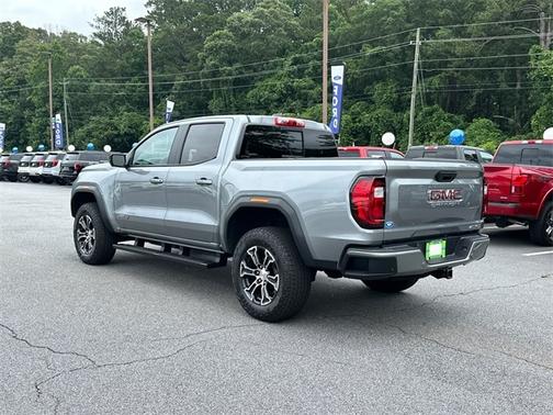2024 GMC Canyon AT4