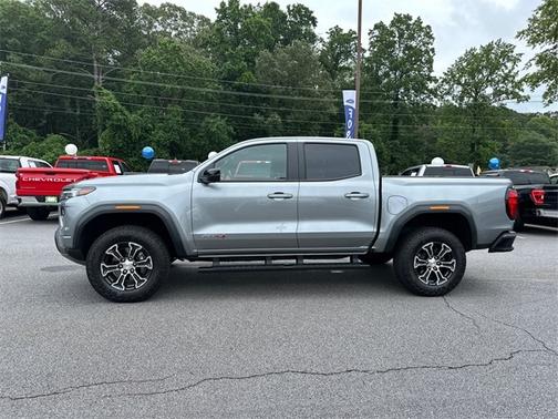 2024 GMC Canyon AT4