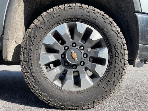 2024 Chevrolet Silverado 2500 CUSTOM