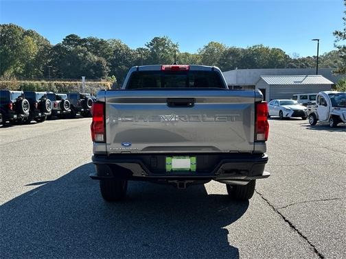 2024 Chevrolet Colorado WT