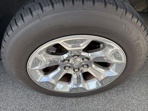 Hydro Blue Pearlcoat 2021 RAM 1500 BIG HORN/LONE STAR