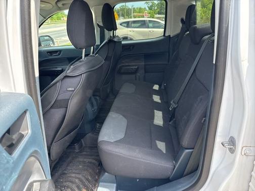 OXFORD WHITE 2022 Ford Maverick XL