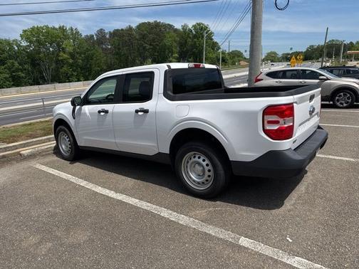 OXFORD WHITE 2022 Ford Maverick XL