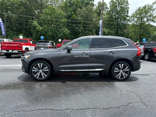 2022 Volvo XC60 B6 INSCRIPTION