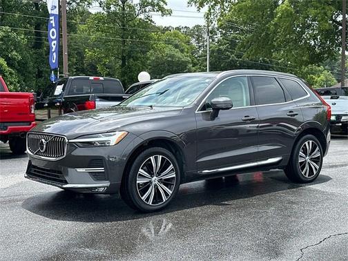 2022 Volvo XC60 B6 INSCRIPTION