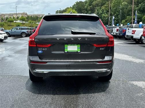 2022 Volvo XC60 B6 INSCRIPTION