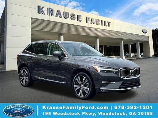 2022 Volvo XC60 B6 INSCRIPTION