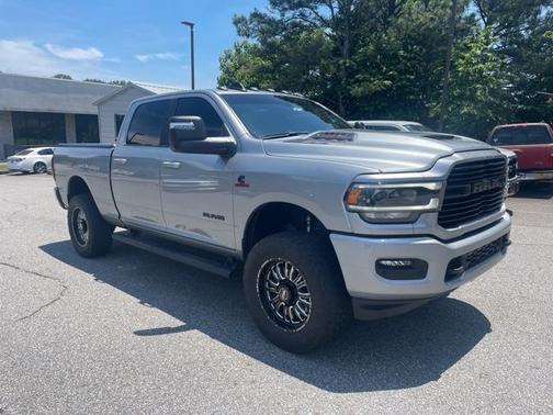 Billet Silver Metallic Clearcoat 2024 RAM 2500 LARAMIE